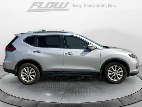Used 2020 Nissan Rogue S w/ Special Edition Package image 10