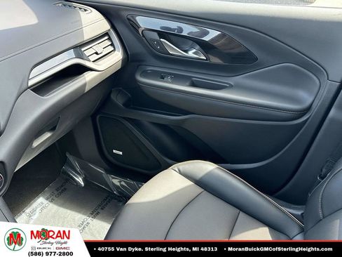Certified 2023 GMC Terrain AT4 w/ Infotainment Package II AWD/4WD image 32