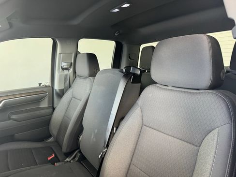Used 2023 Chevrolet Silverado 1500 LT AWD/4WD image 10