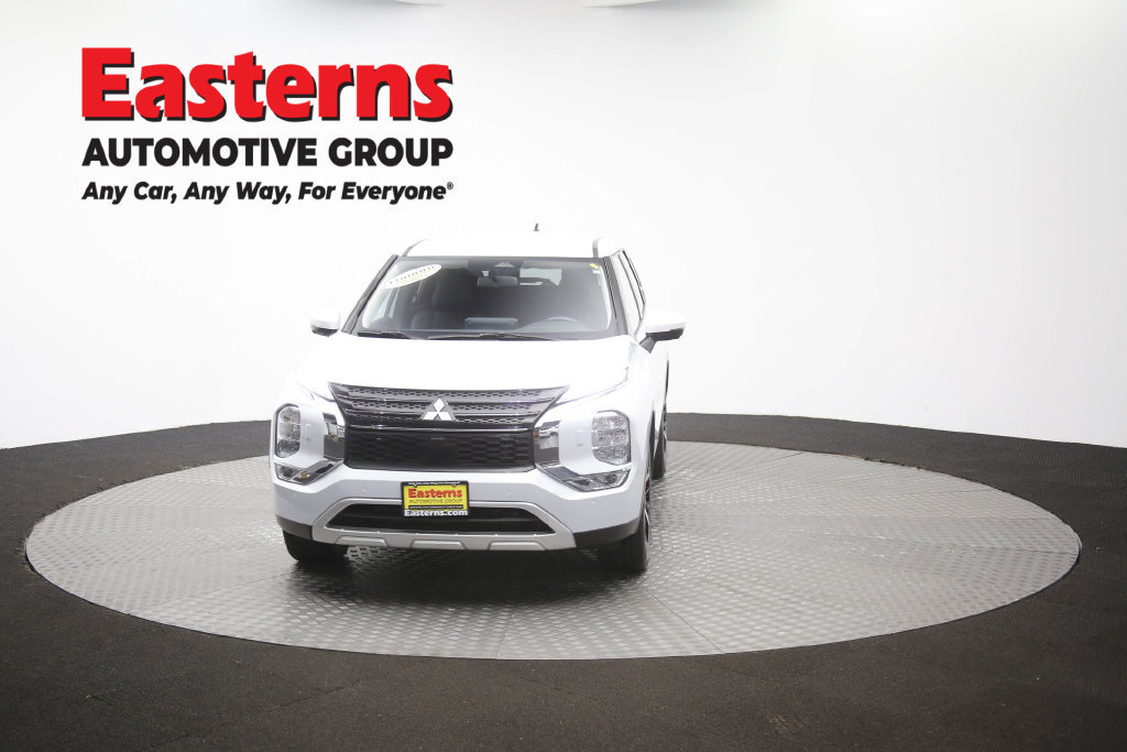 Used 2024 Mitsubishi Outlander SE AWD/4WD image 55