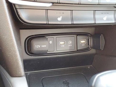 Used 2020 Hyundai Santa Fe SEL w/ Convenience Package image 32