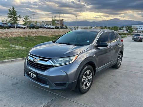 Used 2018 Honda CR-V LX image 3