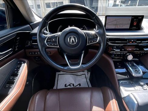 Used 2022 Acura MDX SH-AWD w/ Advance Package image 6