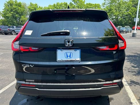 Used 2026 Honda CR-V EX-L image 4