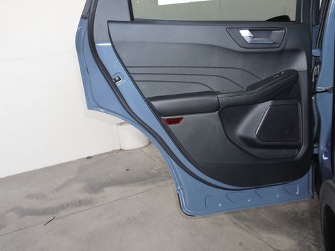 New 2026 Ford Escape SE image 38