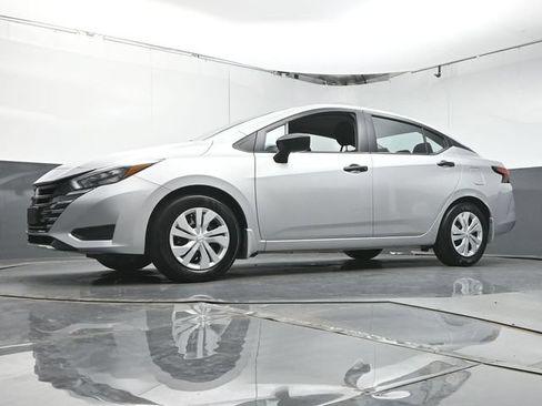 Used 2025 Nissan Versa S w/ Trunk Package FWD image 33
