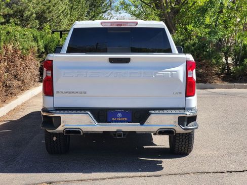 Used 2021 Chevrolet Silverado 1500 LTZ w/ LTZ Convenience Package II AWD/4WD image 6