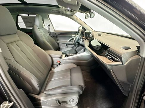New 2025 Audi Q5 Premium Plus image 25