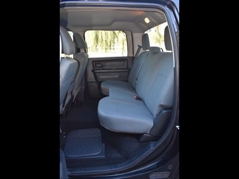 Used 2015 RAM 2500 Tradesman w/ Chrome Appearance Group image 18