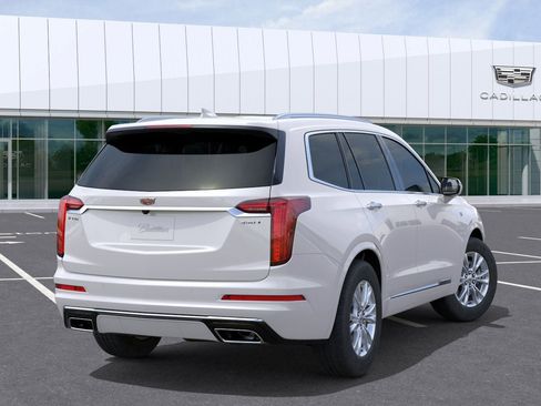 New 2025 Cadillac XT6 Luxury image 28