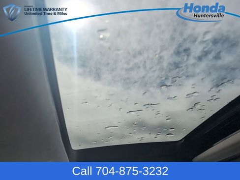 Used 2023 Honda Accord EX image 29