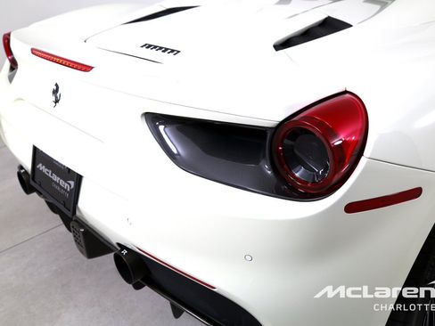 Used 2018 Ferrari 488 Spider RWD image 39