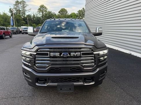 Used 2026 RAM 2500 Laramie AWD/4WD image 5