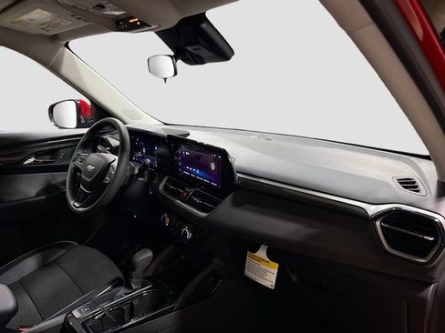 Used 2026 Chevrolet TrailBlazer LT FWD image 28