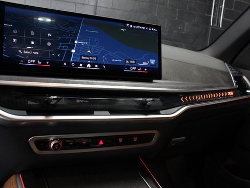 Used 2024 BMW X5 sDrive40i image 55