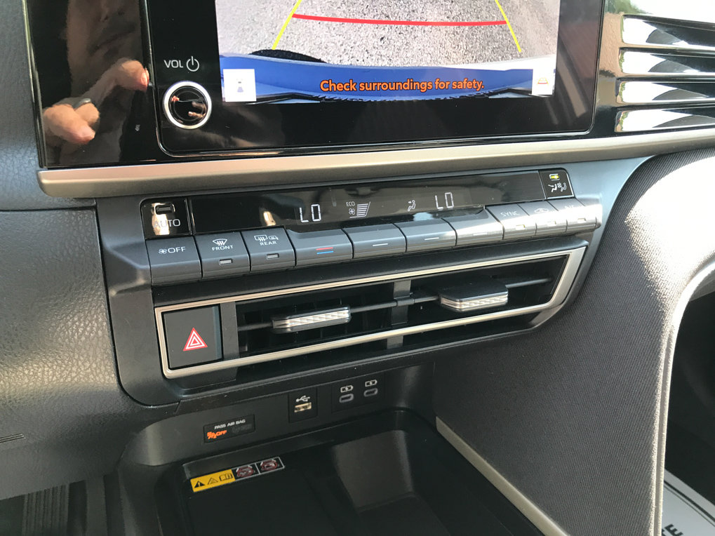 Certified 2025 Toyota Camry LE FWD image 21
