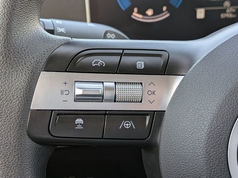 Used 2025 Hyundai Tucson SEL FWD image 28