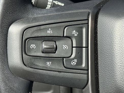 Used 2022 GMC Yukon AT4 w/ Technology Package AWD/4WD image 31