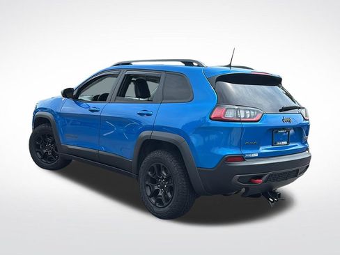 Used 2019 Jeep Cherokee Trailhawk w/ Cold Weather Group AWD/4WD image 5