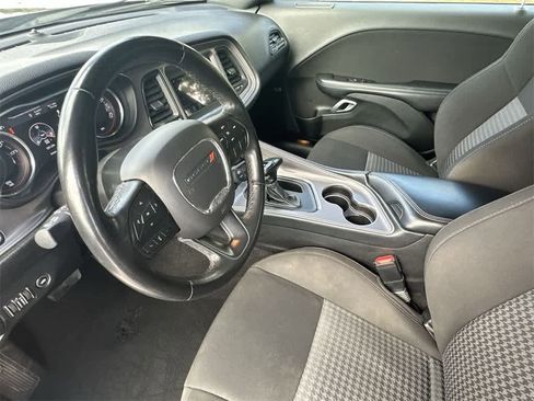 Used 2023 Dodge Challenger GT image 13