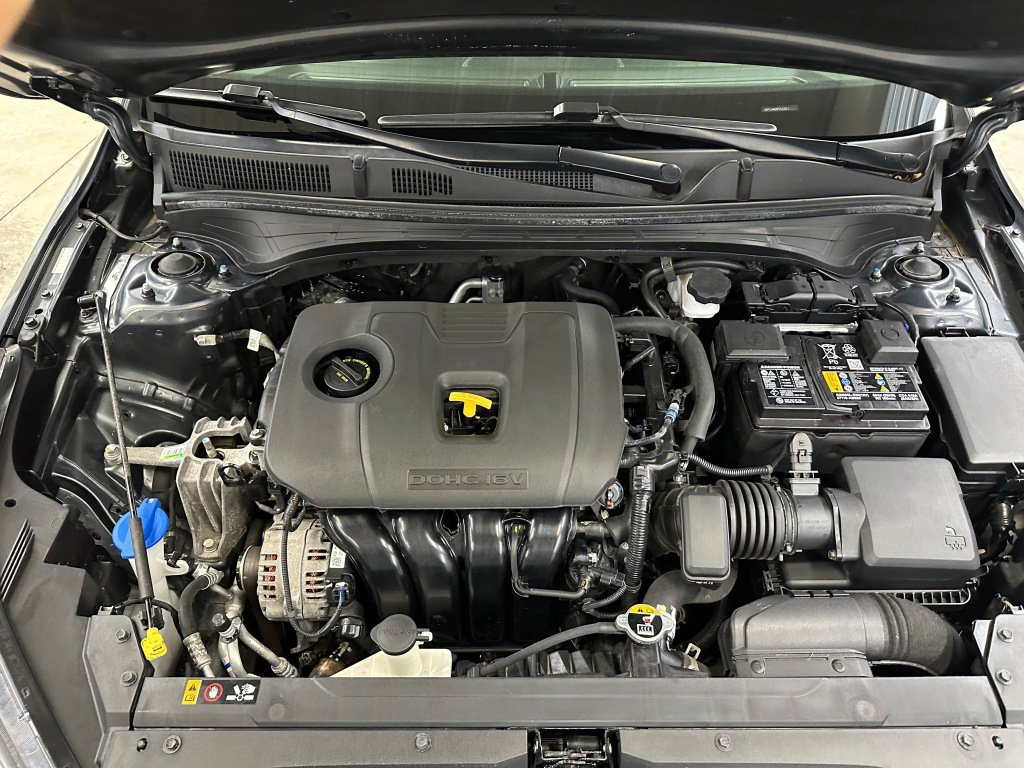 Used 2023 Kia Forte LXS w/ LXS Technology Package FWD image 32