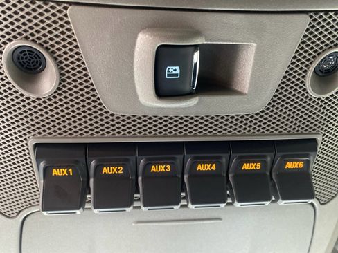 Used 2020 Ford F350 XLT w/ XLT Premium Package image 20