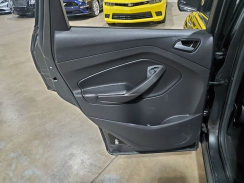 Used 2016 Ford Escape SE image 20