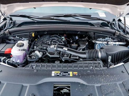 New 2025 Jeep Grand Cherokee L Laredo w/ Luxury Tech Group I image 29