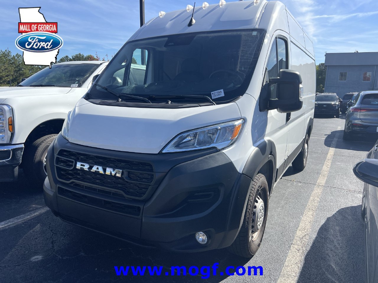 Used 2025 RAM ProMaster 2500 w/ Convenience Group FWD image 1
