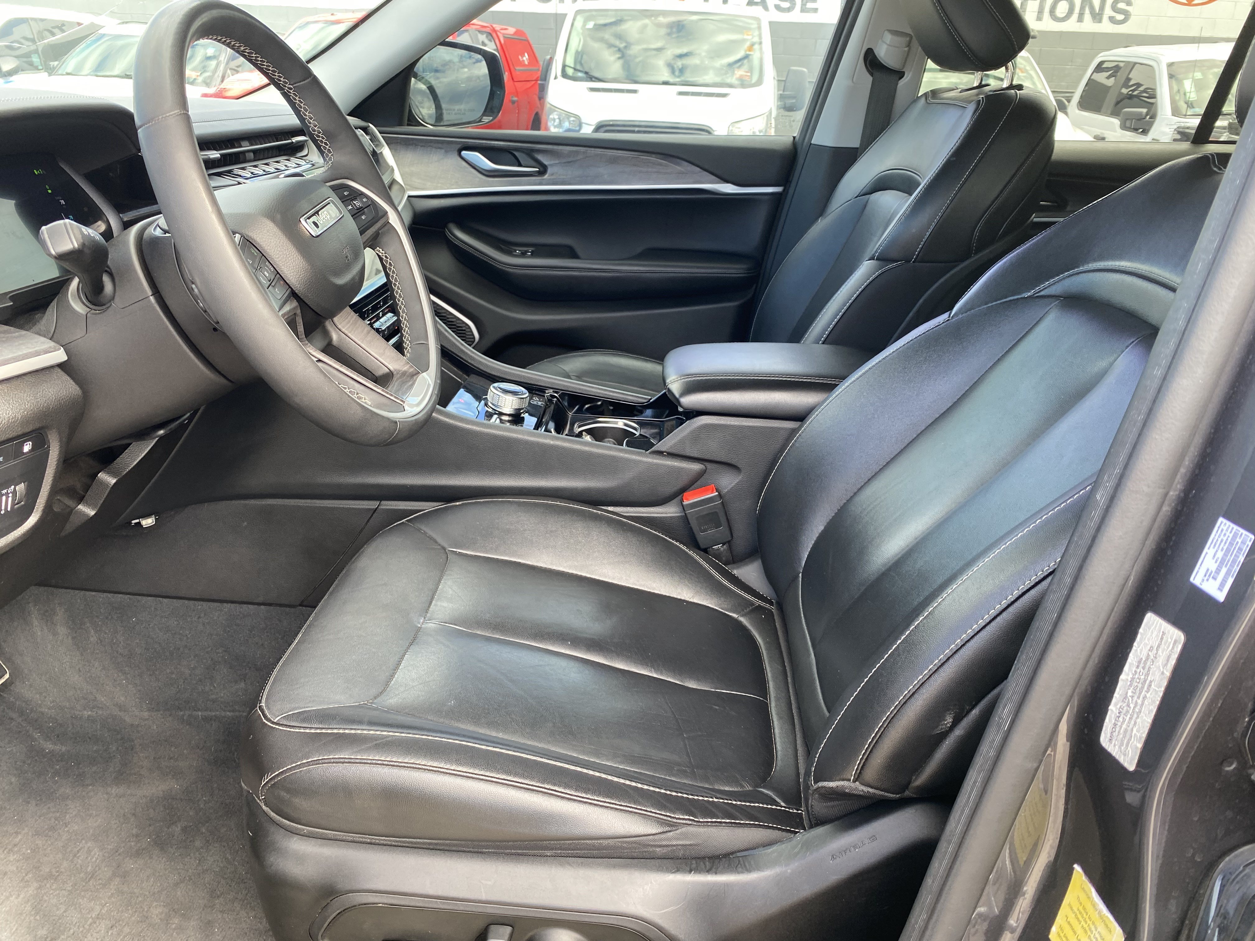 Used 2022 Jeep Grand Cherokee Limited 4xe AWD/4WD image 15