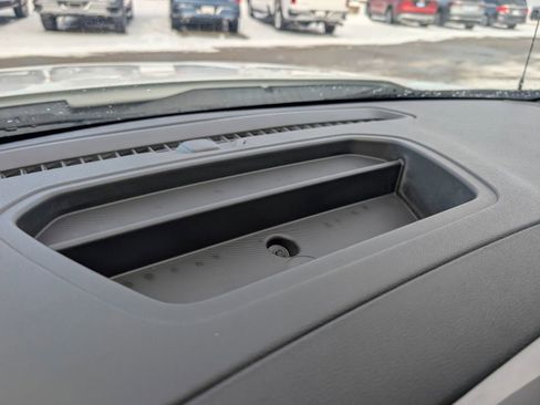 Used 2019 Chevrolet Silverado 1500 Custom w/ Custom Value Package image 16