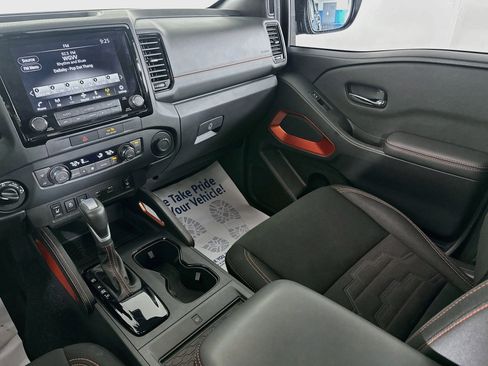 Used 2022 Nissan Frontier PRO-4X AWD/4WD image 22