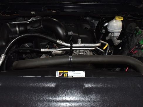 Used 2018 RAM 1500 Big Horn AWD/4WD image 37