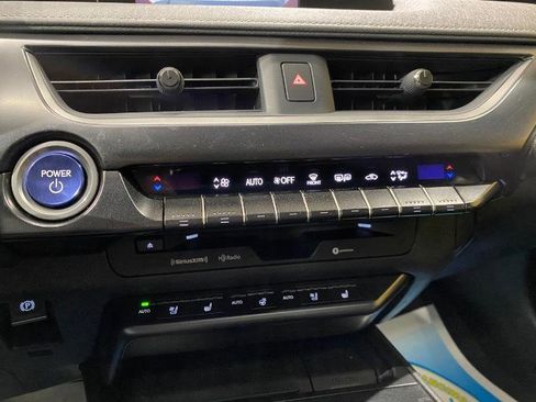 Used 2019 Lexus UX 250h w/ Premium Package image 14