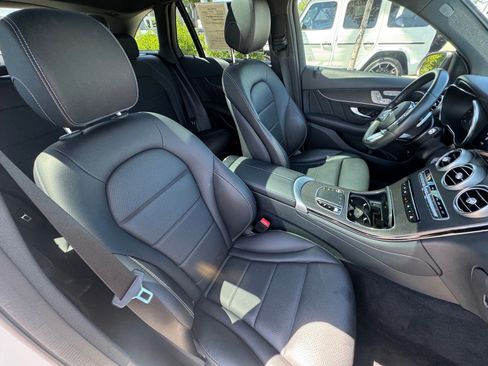 Used 2022 Mercedes-Benz GLC 300 4MATIC image 28