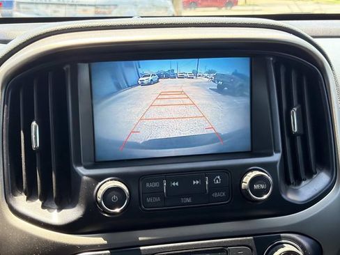 Used 2017 Chevrolet Colorado Z71 AWD/4WD image 31