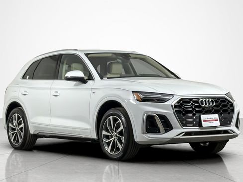 Used 2023 Audi Q5 2.0T Premium Plus w/ Premium Plus Package AWD/4WD image 7