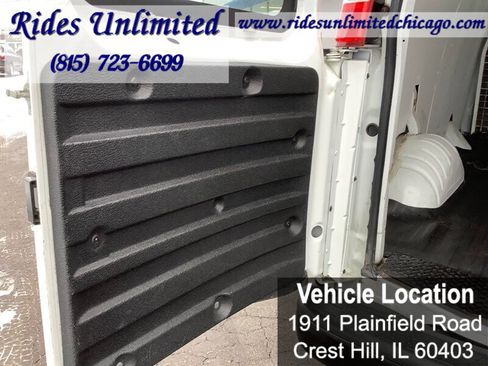 Used 2017 Chevrolet Express 2500 image 32