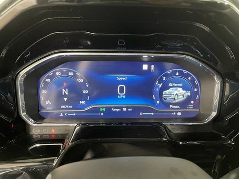 Used 2023 Chevrolet Silverado 1500 LT AWD/4WD image 15