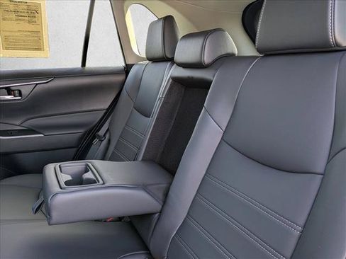 Used 2025 Toyota RAV4 XLE Premium FWD image 24