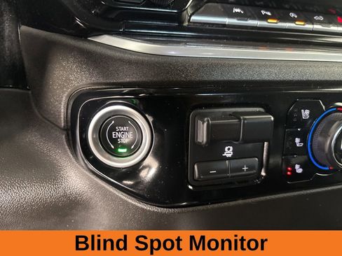 Used 2022 Chevrolet Silverado 1500 LTZ w/ LTZ Premium Package image 19