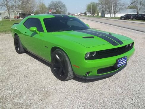 Used 2017 Dodge Challenger R/T w/ Blacktop Package RWD image 1