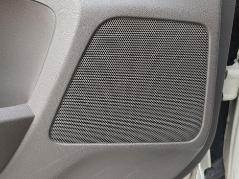 Used 2016 Honda Odyssey EX-L image 48