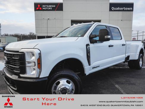 Used 2024 Ford F350 XL w/ Snow Plow/Camper Package image 1