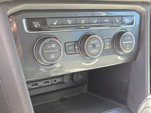 Certified 2020 Volkswagen Tiguan SE FWD image 22