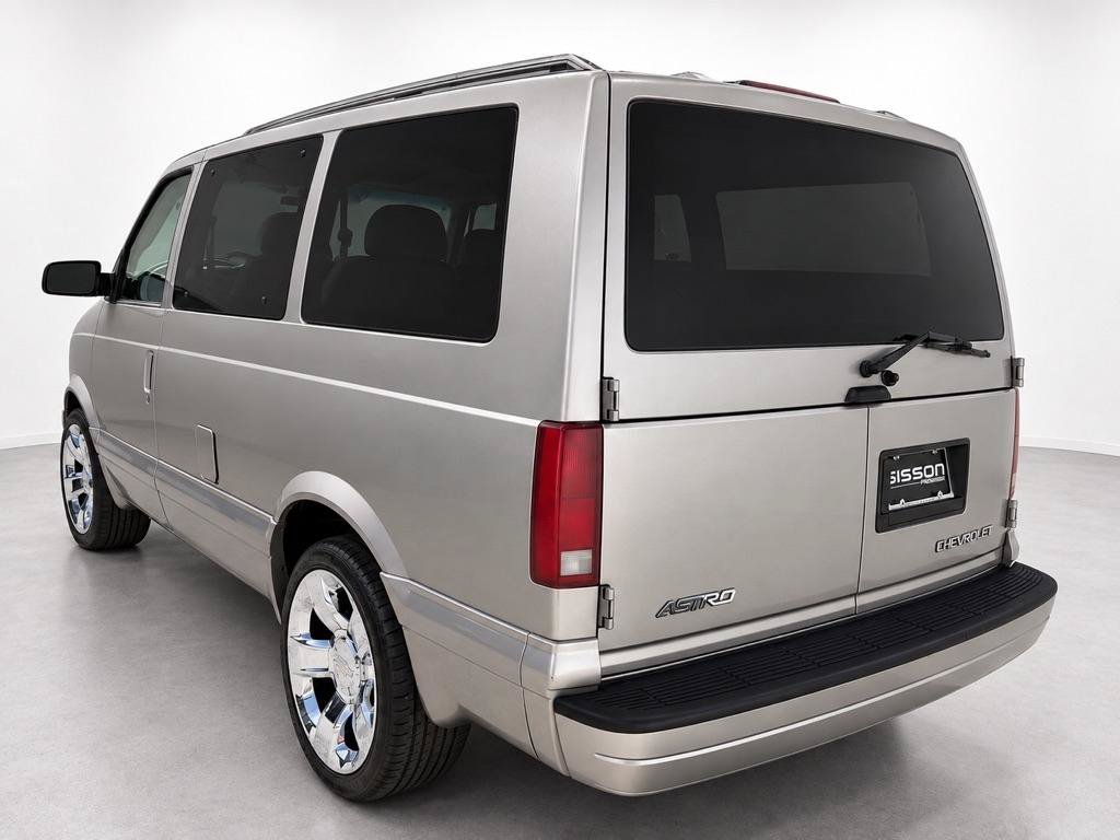 Used 2004 Chevrolet Astro w/ LS Preferred Equipment Group RWD image 5