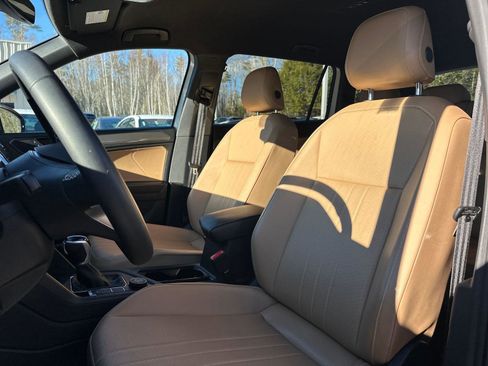 New 2026 Hyundai Elantra Sport image 13