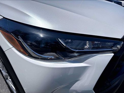Used 2022 Toyota Corolla Cross L FWD image 28