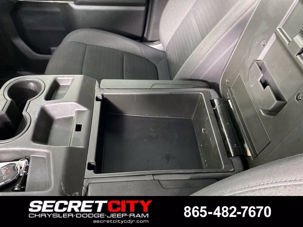 Used 2020 Chevrolet Silverado 1500 LT w/ Convenience Package AWD/4WD image 24
