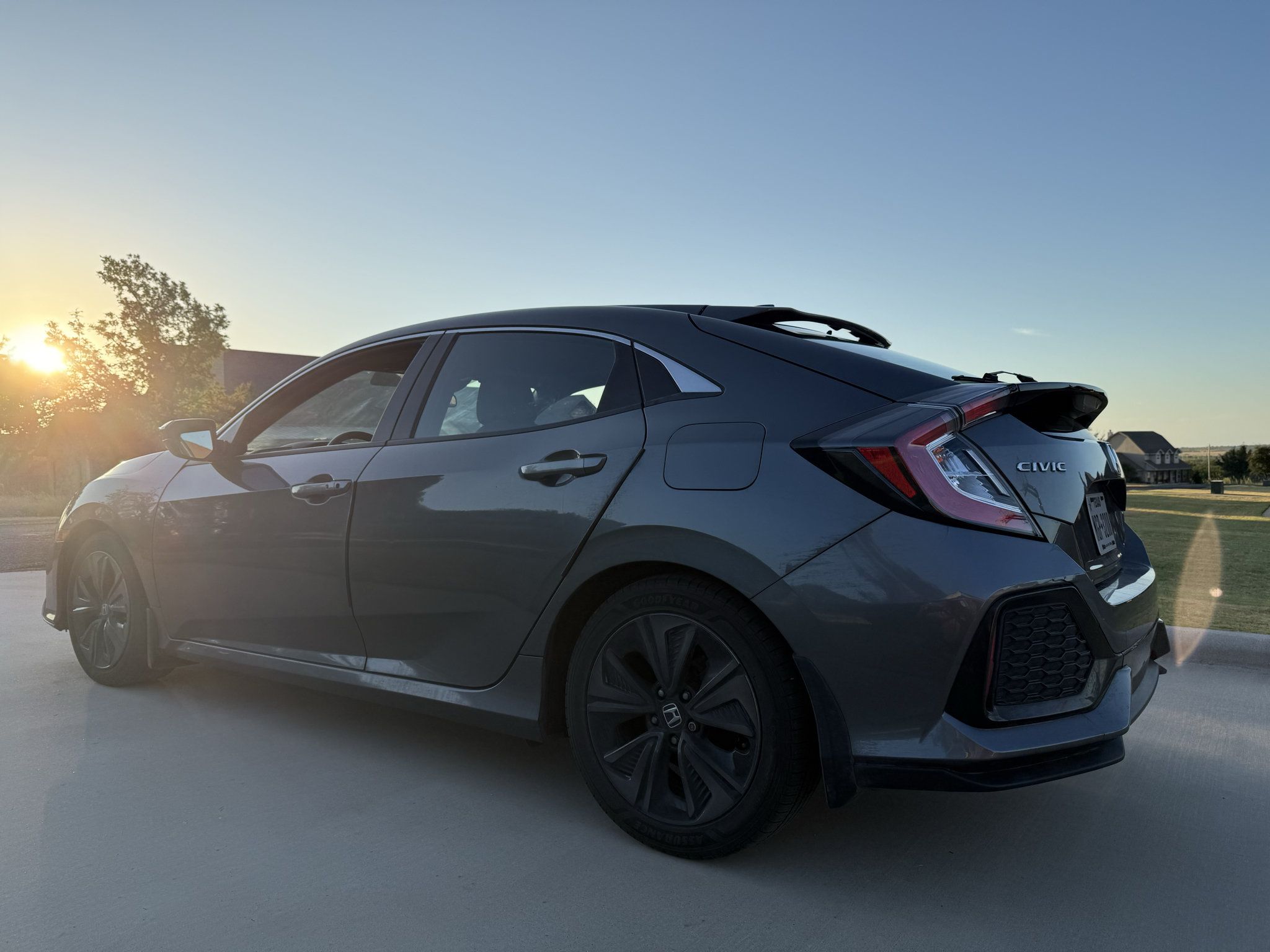 Used 2019 Honda Civic EX image 5